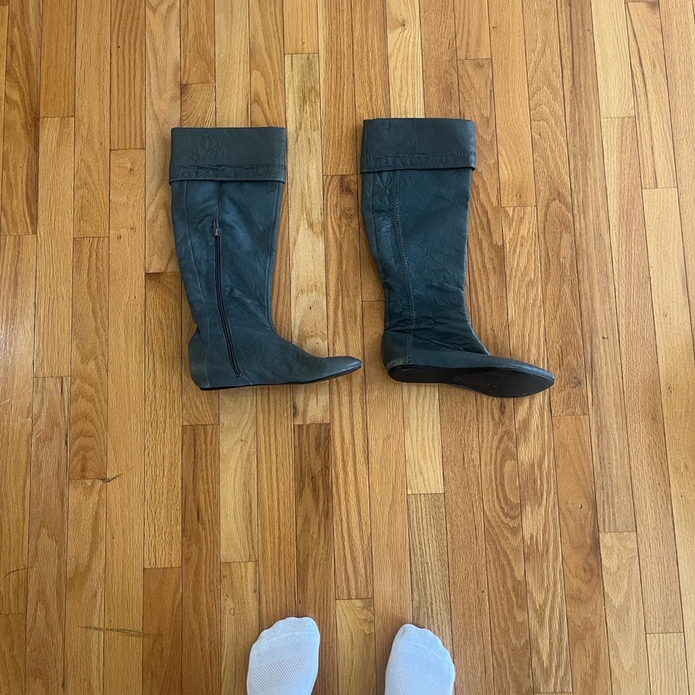 Modern Vintage  Boots